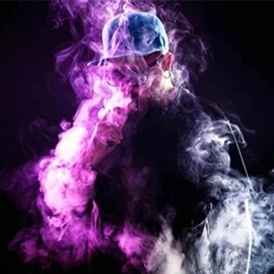 Mengapa remaja merokok rokok elektrik?