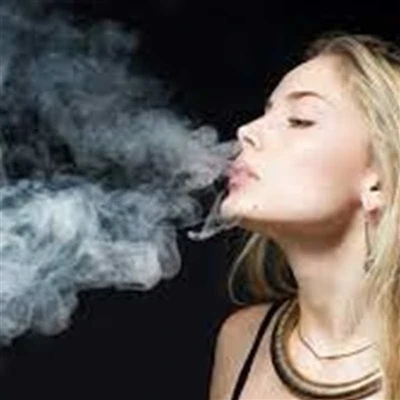 Bagaimana cara menghisap rokok elektrik yang benar?